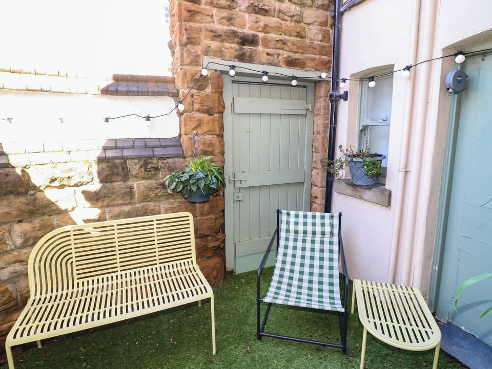 Cottage | Property grounds