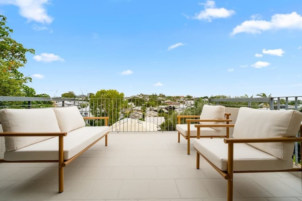 Relax with a vino or beer with New Farm views...