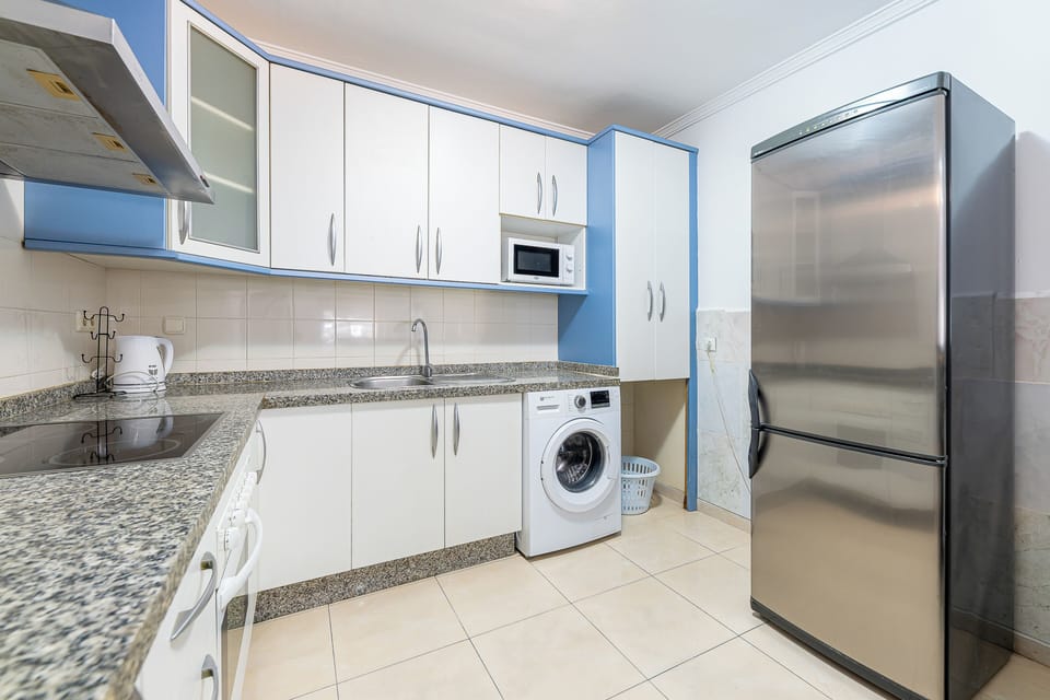 Apartment, 2 Bedrooms, Smoking, Terrace | Laundry