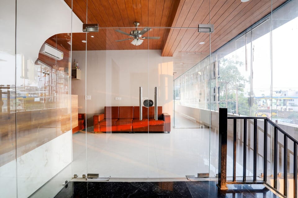 House | Reception