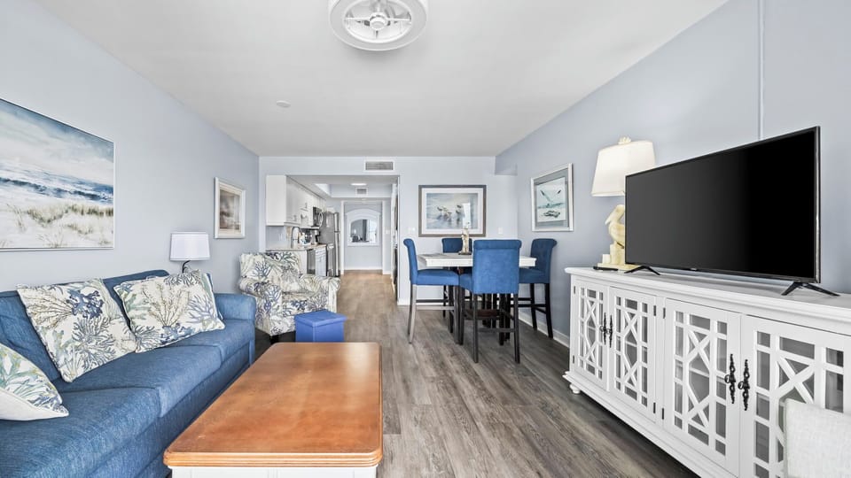Surf Side Shores 1801 - Living area