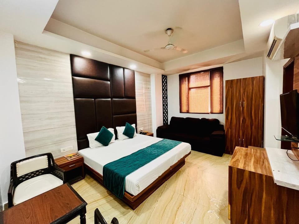 Classic Double Room | Desk, free WiFi