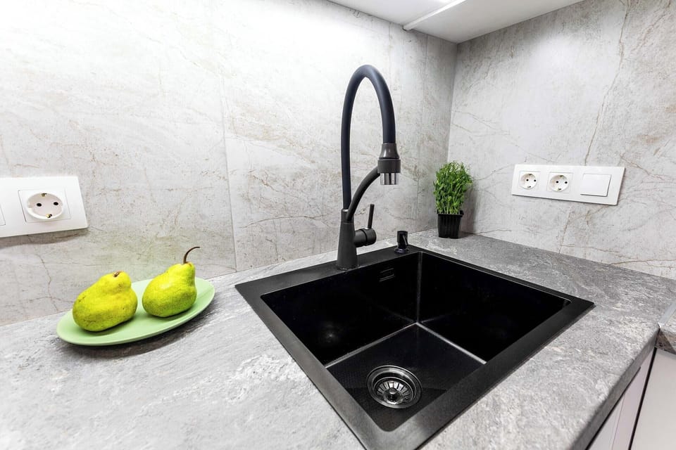 Superior Apartment, Balcony, City View | Private kitchen