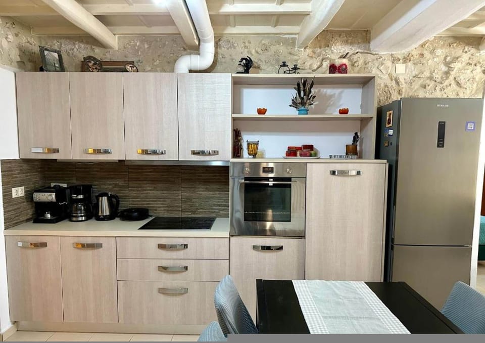 House, Accessible, Smoking | 1 bedroom, soundproofing
