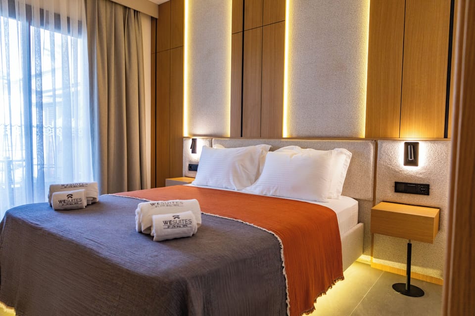 Standard Double Room | Minibar, laptop workspace, free WiFi, bed sheets