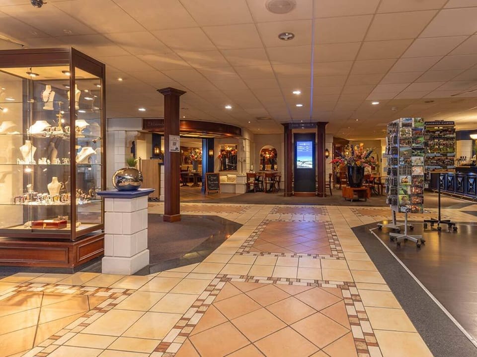 Arrive smoothly with a bright, staffed reception area.