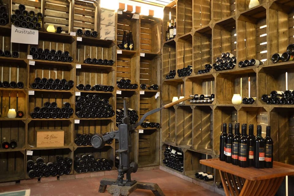 Discover a curated wine cellar for tastings and special moments