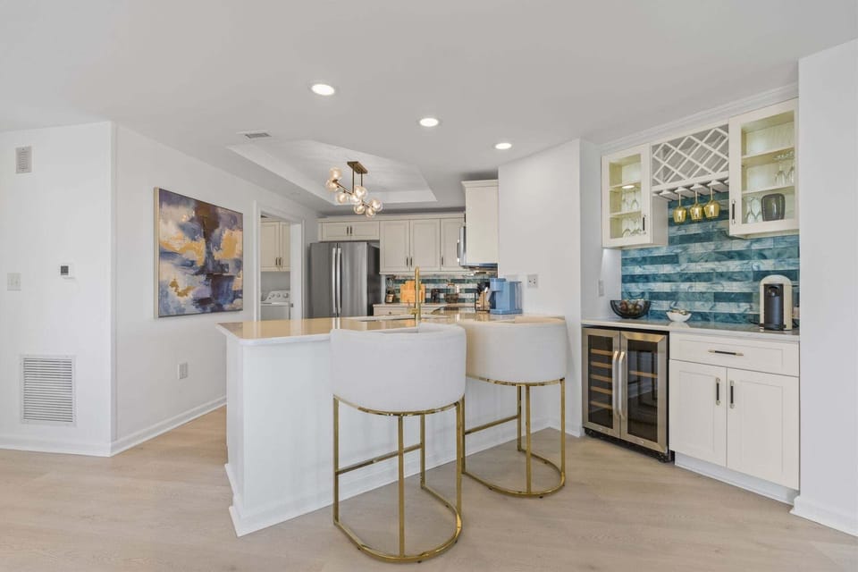 Condo, 2 Bedrooms | Private kitchen | Coffee/tea maker, fridge, oven, toaster