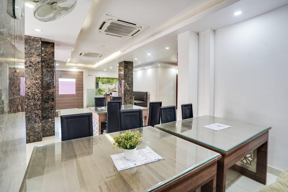 House | Dining