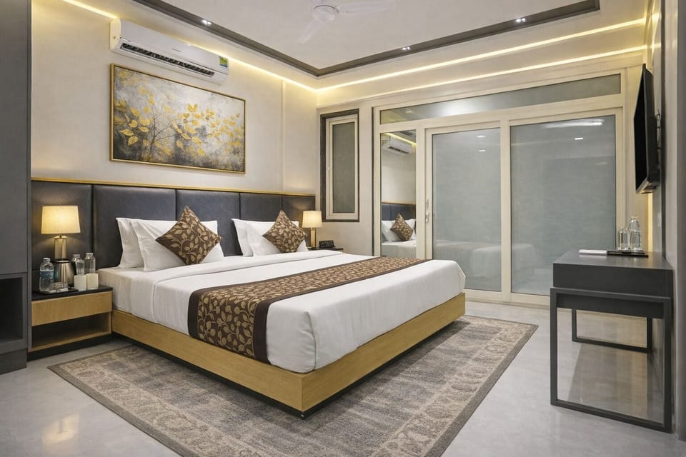 Double Room | Premium bedding, free WiFi, bed sheets, wheelchair access