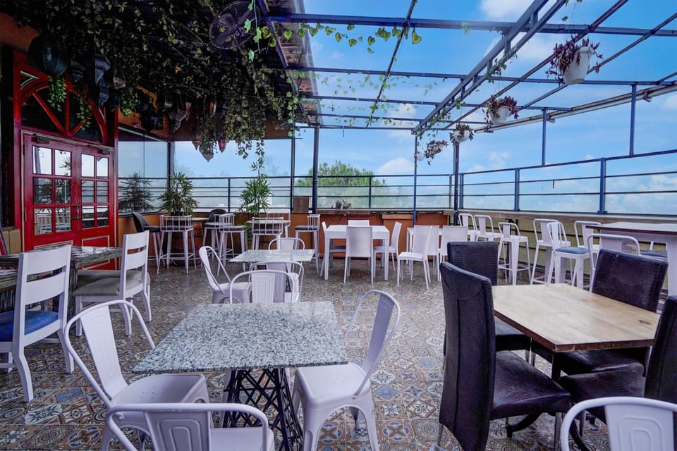 House | Outdoor dining