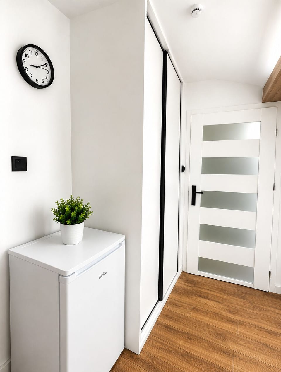 Economy Double Room (TYP E) | Hypo-allergenic bedding available, down comforters, memory foam beds