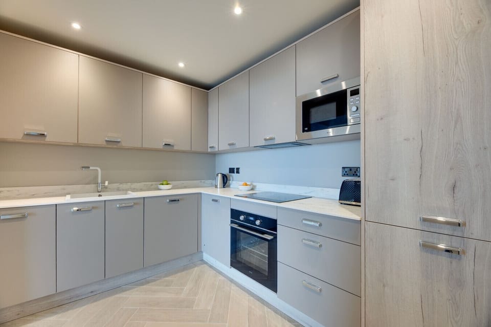 Well equipped kitchen