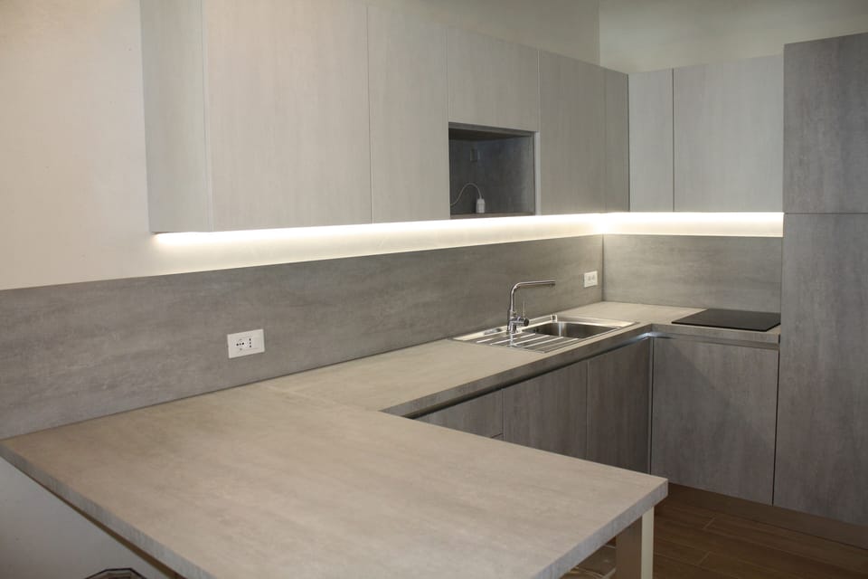 Apartment, 1 Bedroom, Balcony, City View | Private kitchen