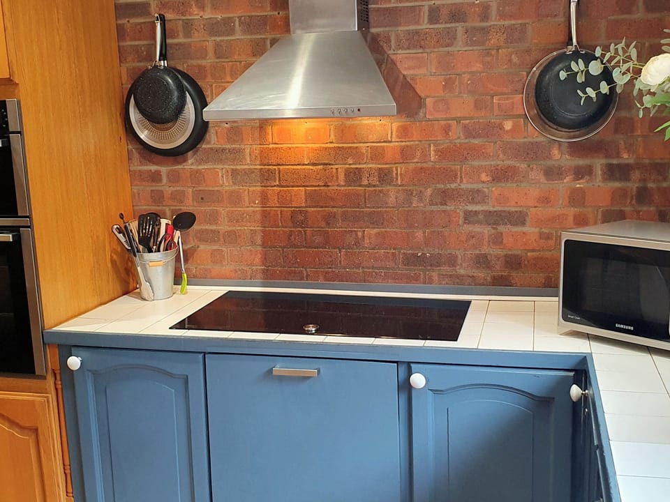 Dishwasher, cookware/dishes/utensils