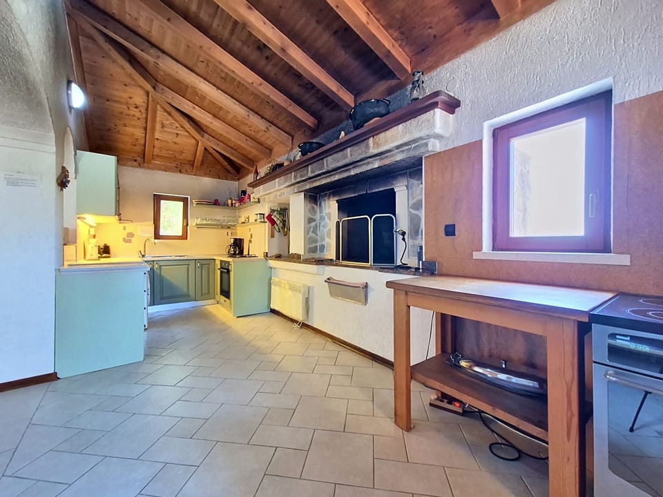 Kitchen / Dining Room