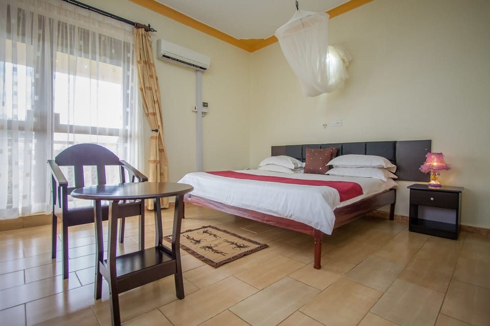 Junior Suite | Soundproofing, free WiFi, bed sheets