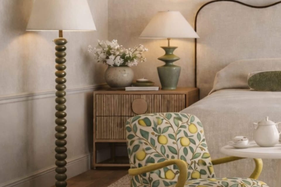 In-room safe, desk, iron/ironing board, free WiFi