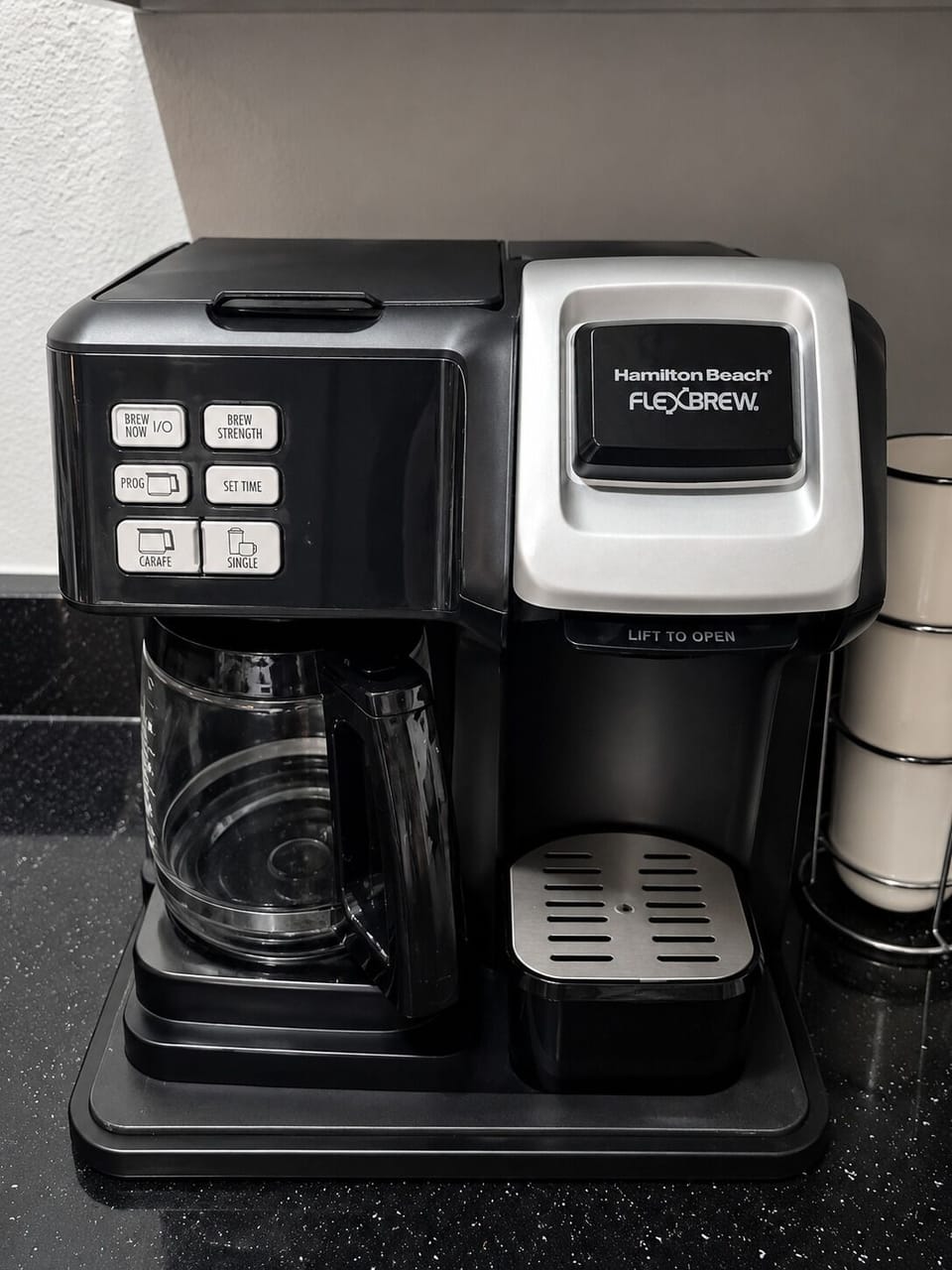 Start your morning with ease using our Hamilton Beach FlexBrew. Brew a full pot or a single cup. ☕✨