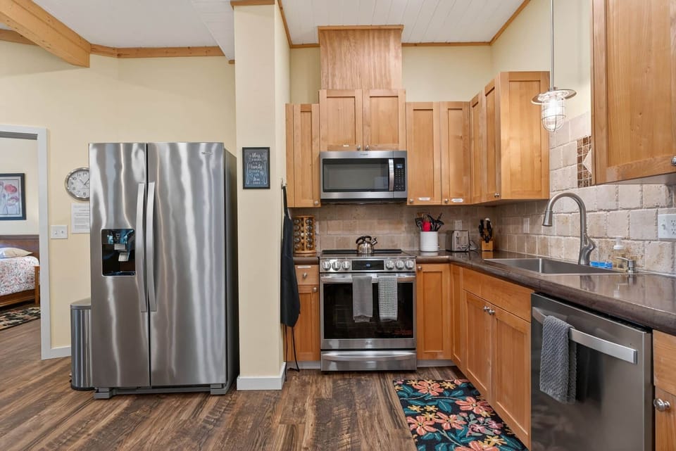 Lower Kitchen