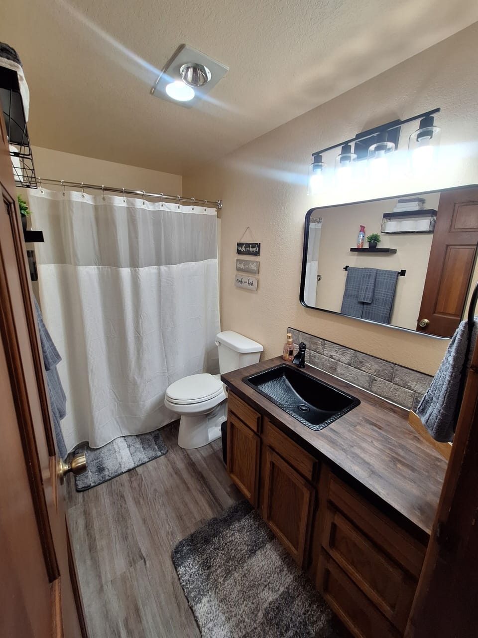 downstairs bathroom 