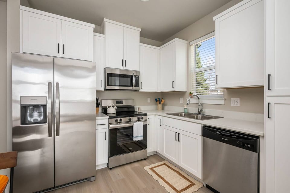 Tigard is close to the Willamette Valley and it's bountiful farmland. Go on an outing some ingredients for a delicious meal!