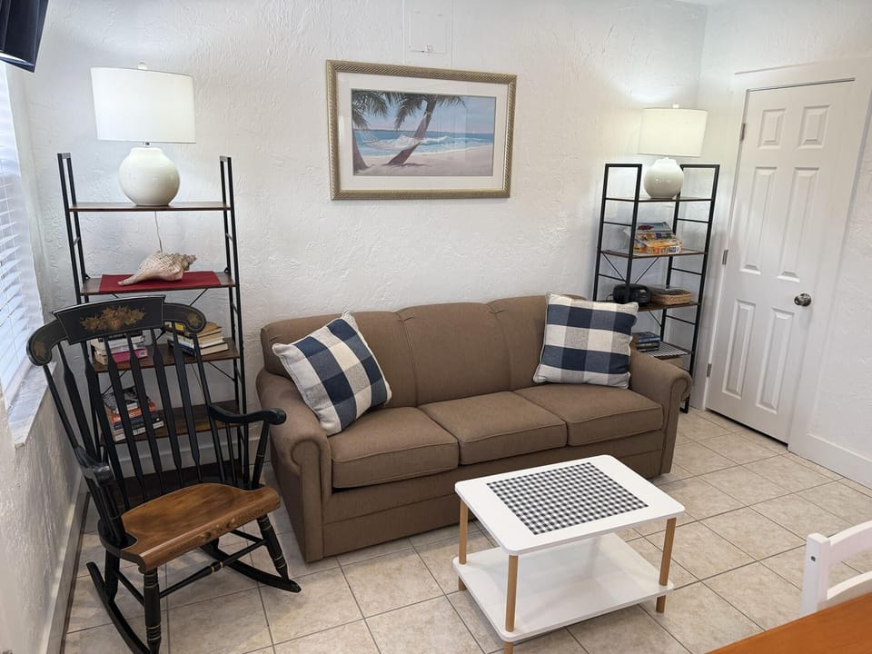 Venice Villas 1BR – Beach & Pool Escape (8779)