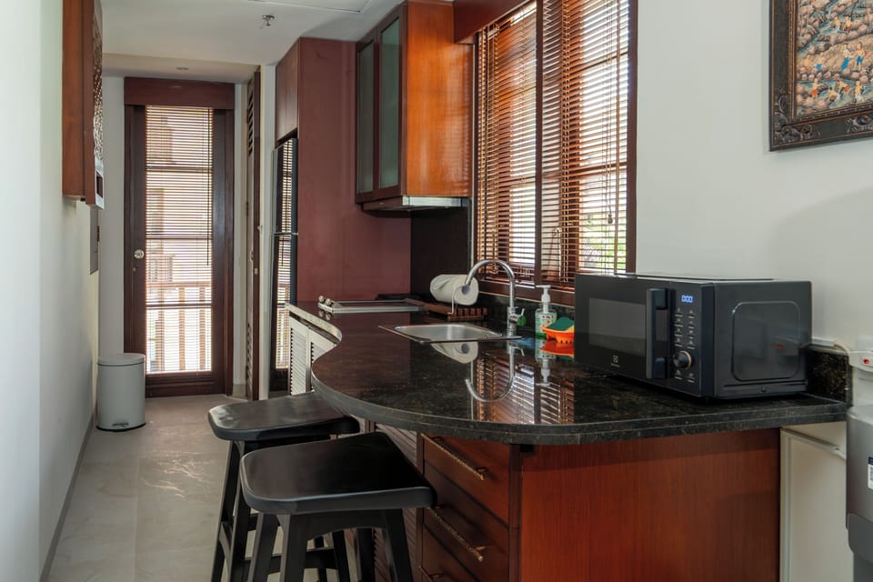 Apartment, 2 Bedrooms, Balcony, Garden View | Private kitchen | Fridge, microwave, dishwasher, electric kettle