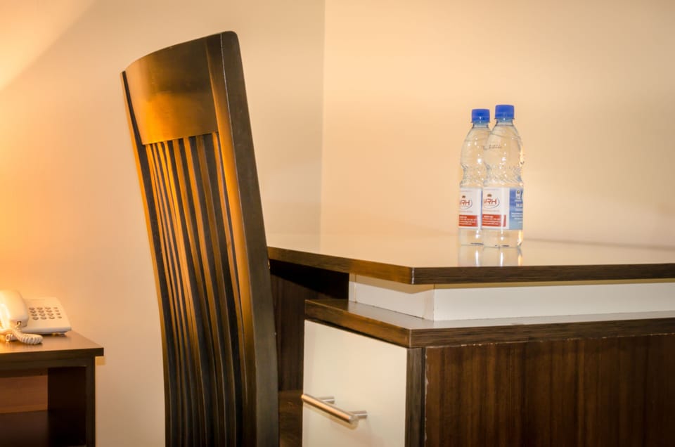 1 bedroom, premium bedding, in-room safe, desk