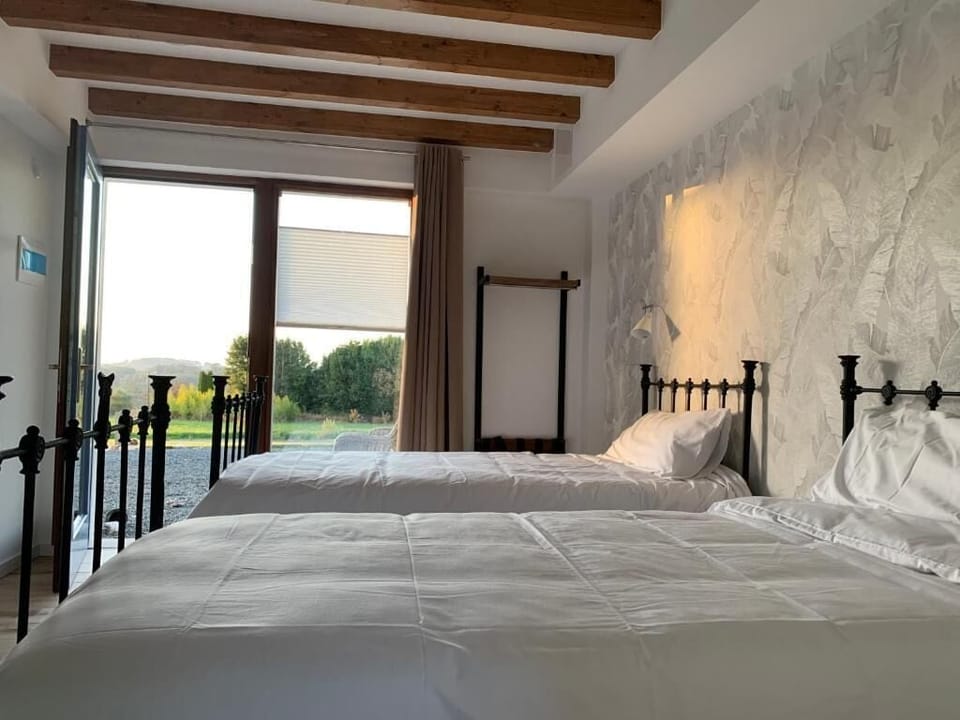 Twin Room, Mountain View | Free WiFi