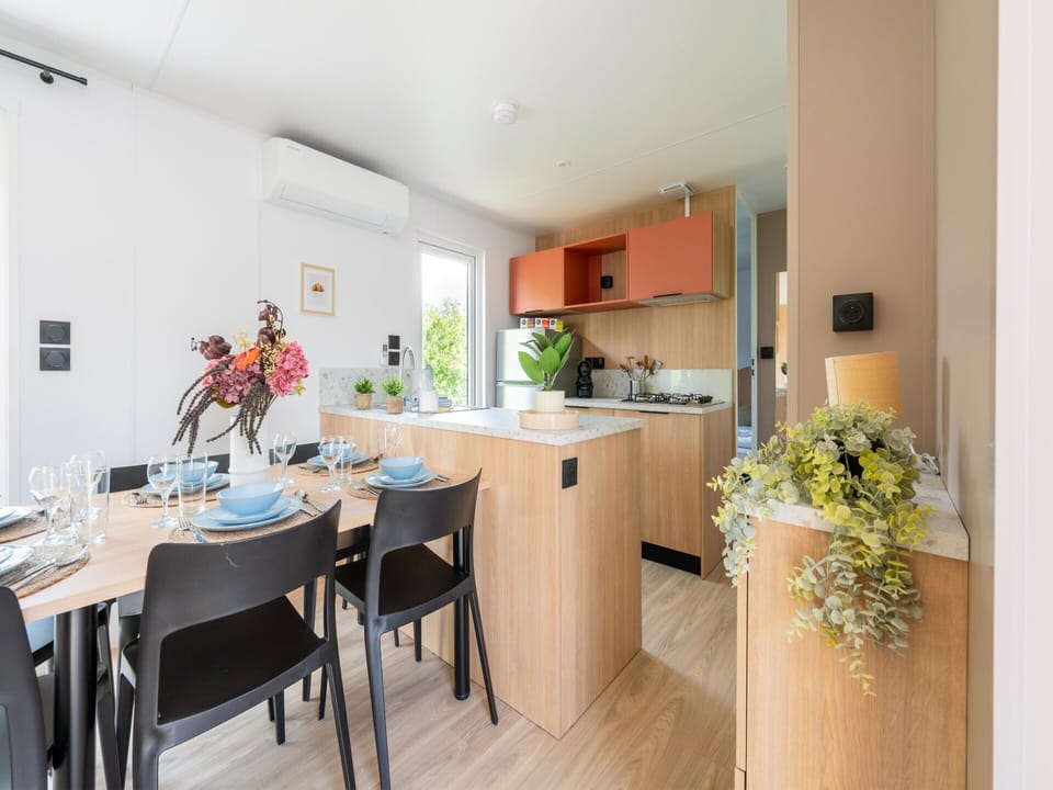 Chalet | Dining