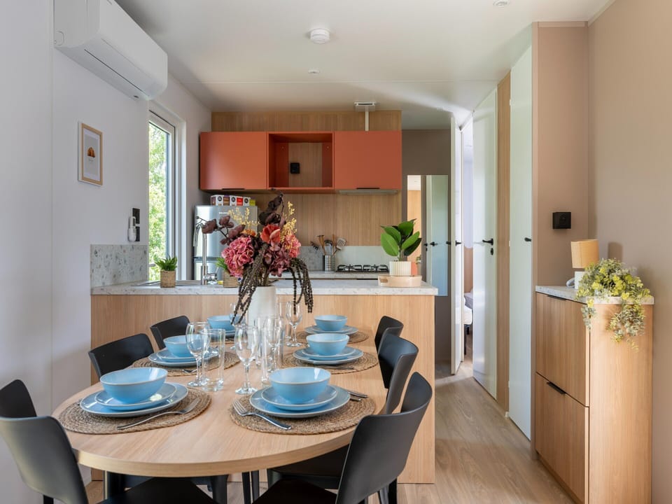 Chalet | Dining