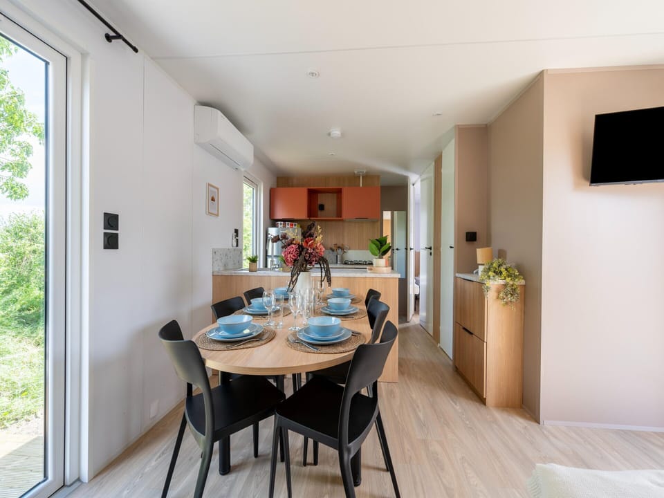 Chalet | Dining
