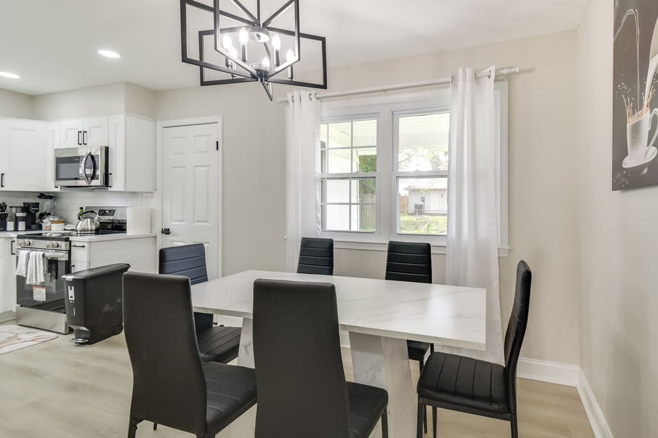 Dining Area | 1st Floor