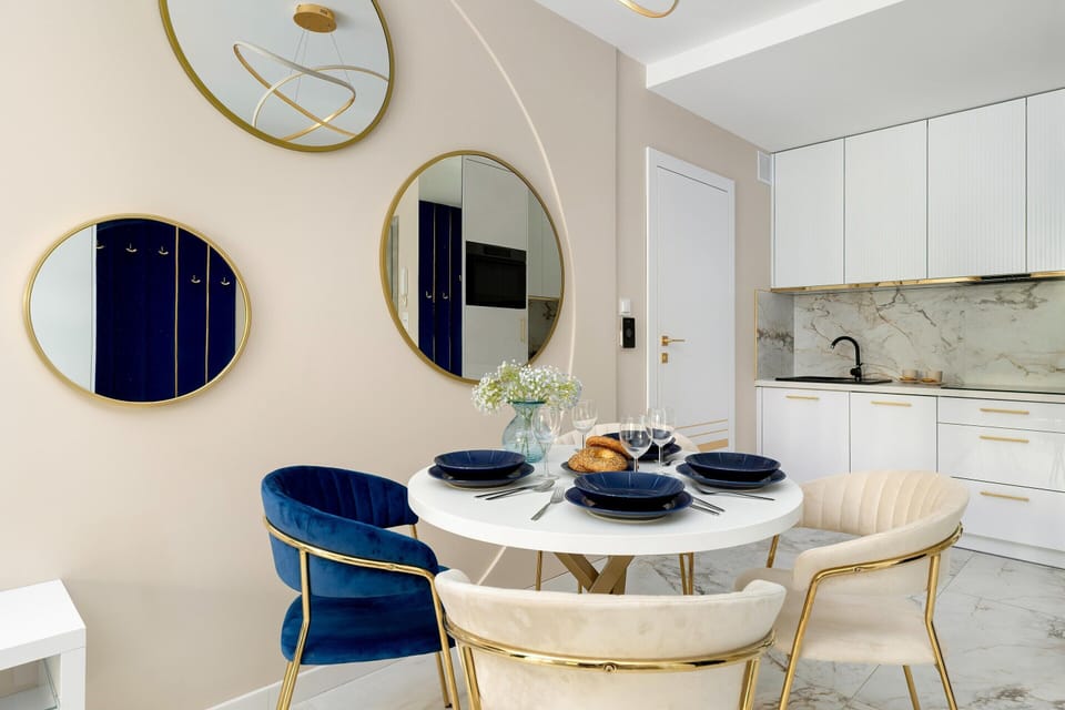 Apartment | Dining