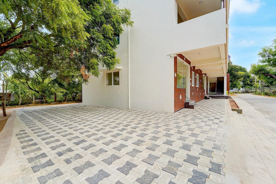 House | Reception