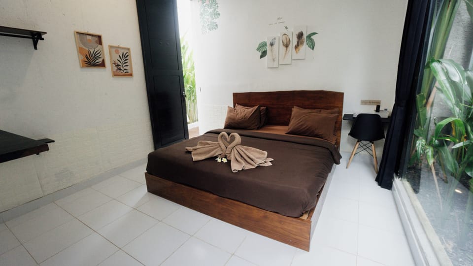 Deluxe Double Room, 1 Queen Bed, Non Smoking | Free WiFi