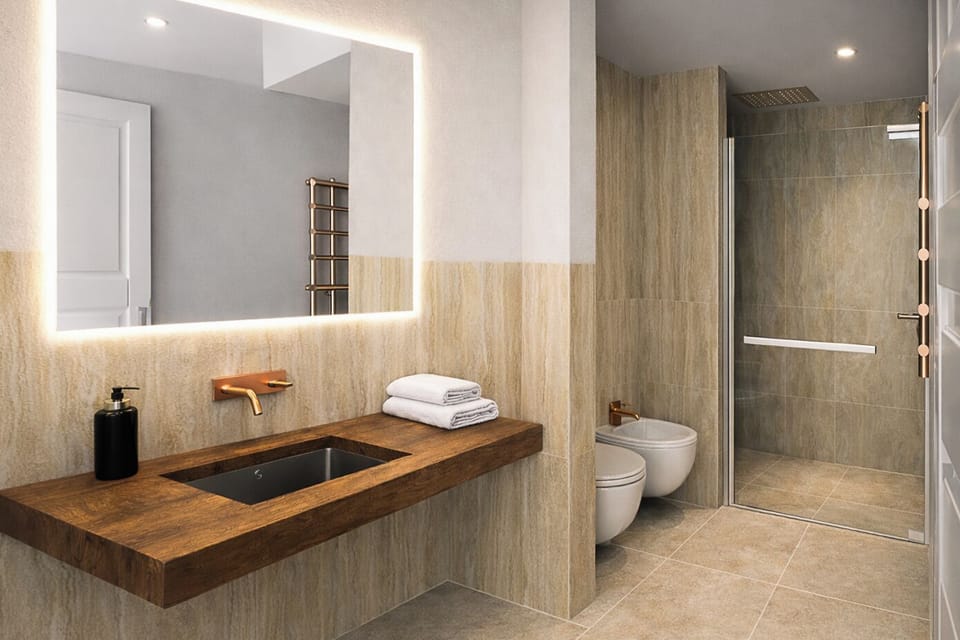 Separate tub and shower, free toiletries, hair dryer, bidet