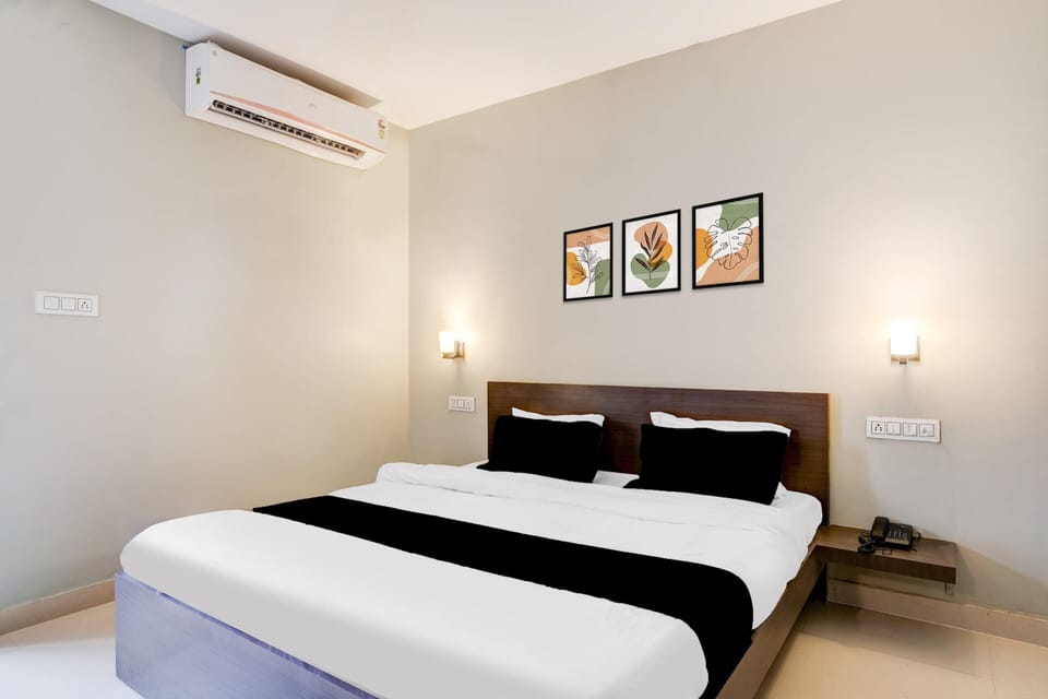 Super Deluxe Room Cloud Stay Inn House in India