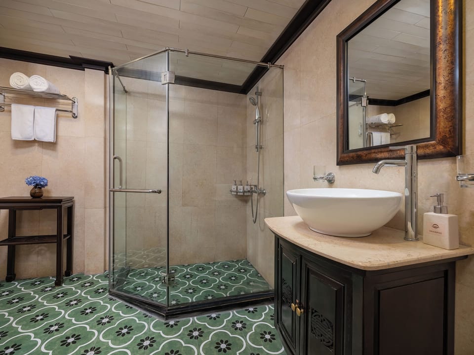 Deluxe Triple Room, Multiple Beds, Bay View | Bathroom | Shower, hair dryer, towels, soap