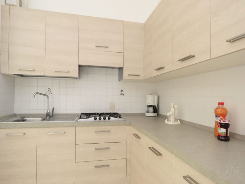 Apartment, 2 Bedrooms, Balcony | Interior