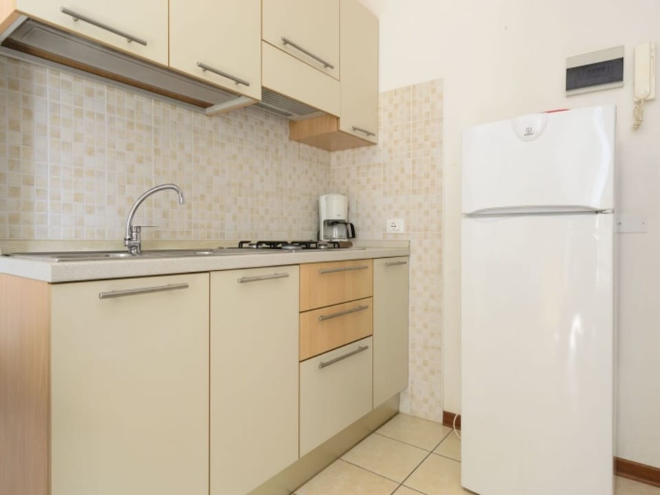Apartment, 1 Bedroom, Balcony | Interior