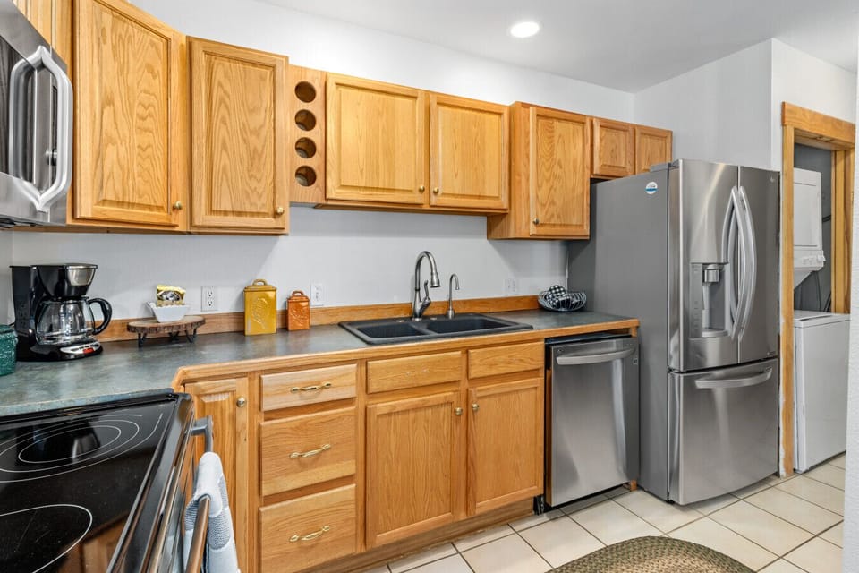 Functional kitchen designed for easy vacation dining