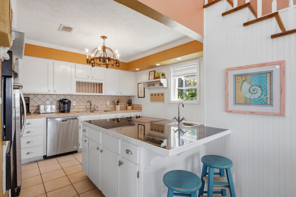 Dunestruck- KItchen View