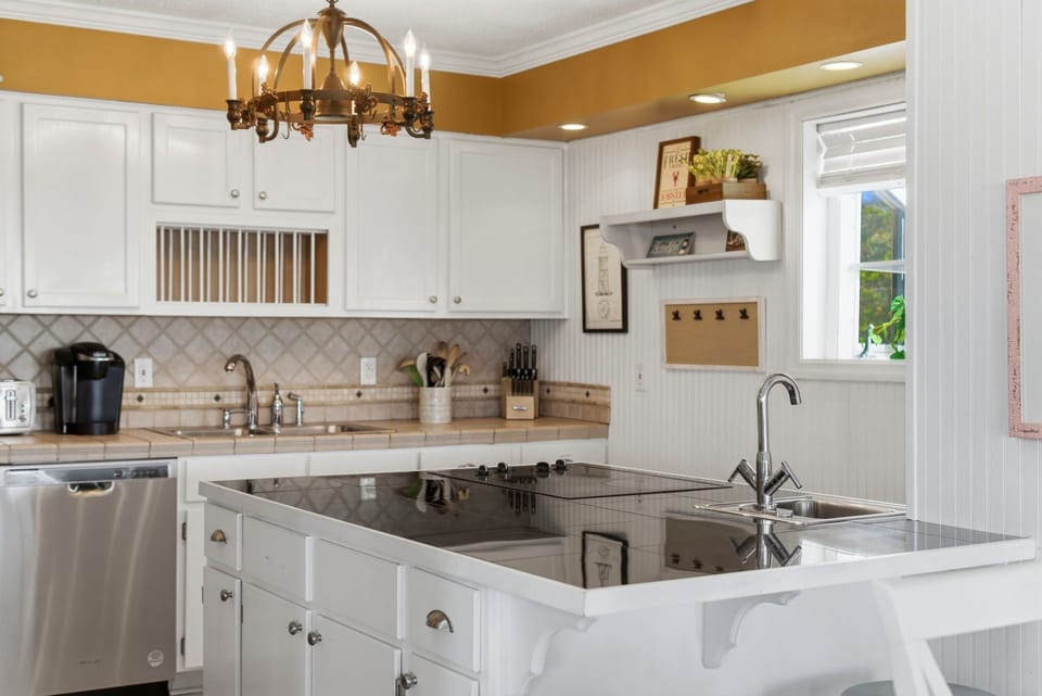 Dunestruck- Kitchen