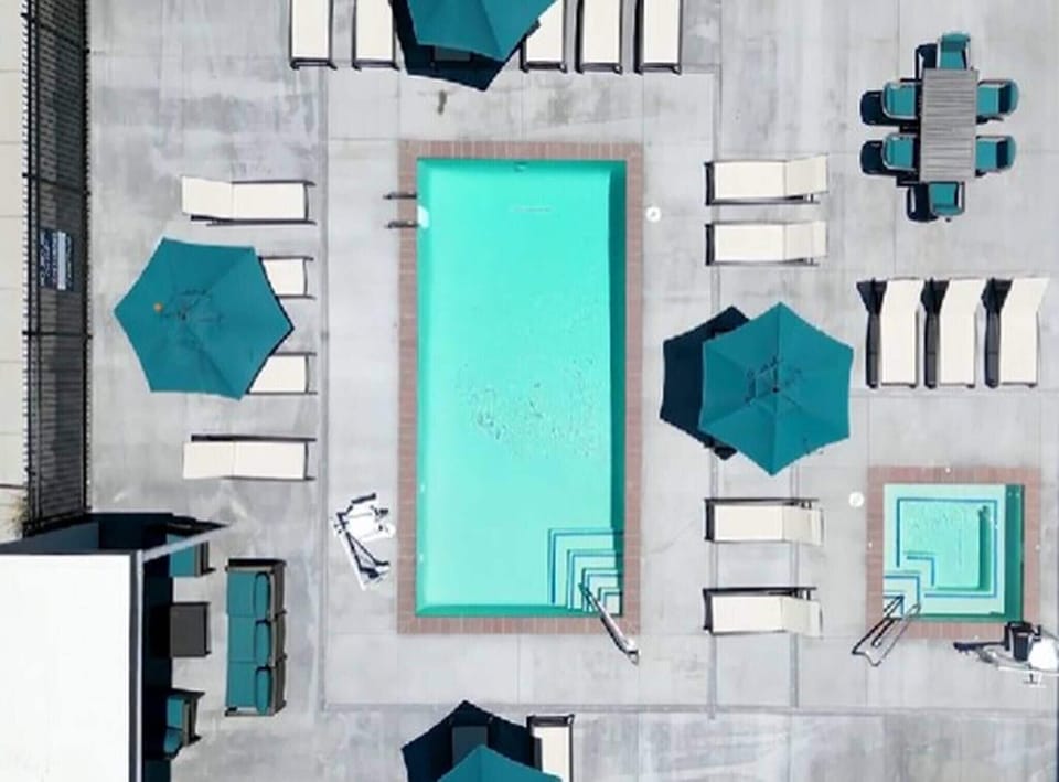 Apartment, 1 Bedroom, Accessible | Pool | Outdoor pool