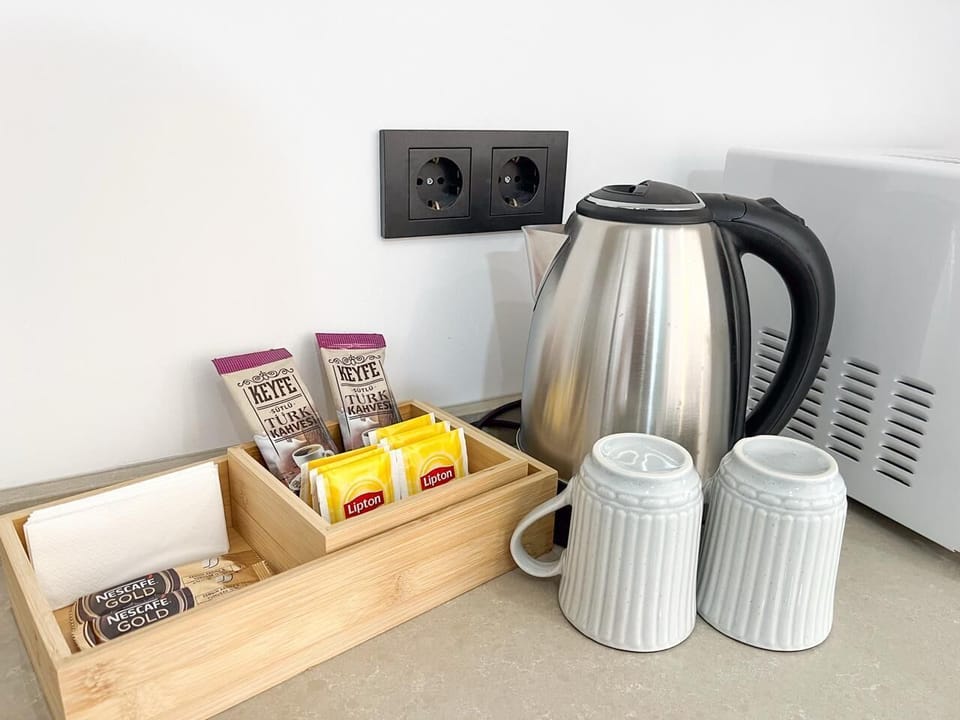 Classic Apartment, Ocean View | Coffee and/or coffee maker