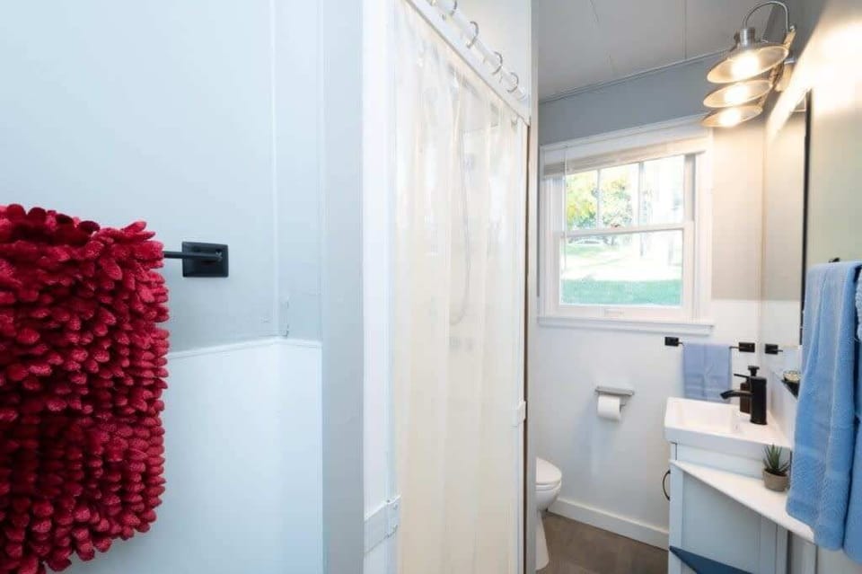 WhiteCloverbathroom