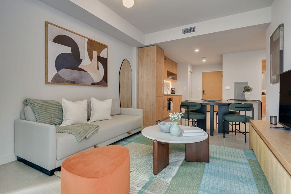 Open-concept living and dining area, perfect for relaxing or entertaining