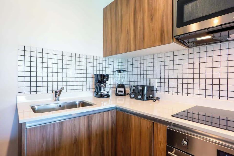 Fully equipped kitchen with coffee maker